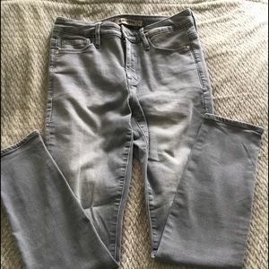 Athlete skinny jeans